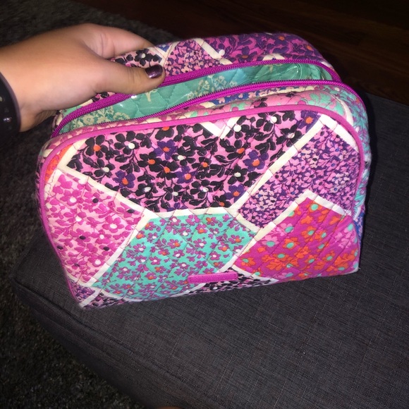 Vera Bradley Travel Bag - Picture 1 of 3